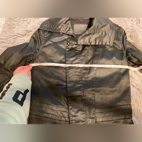 Creative Room Jacket - Picture 3 of 8